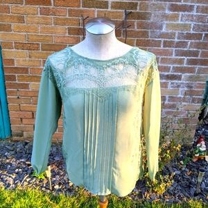 Green Chiffon Blouse NWT Stitch Fix XSP Sweet Grey